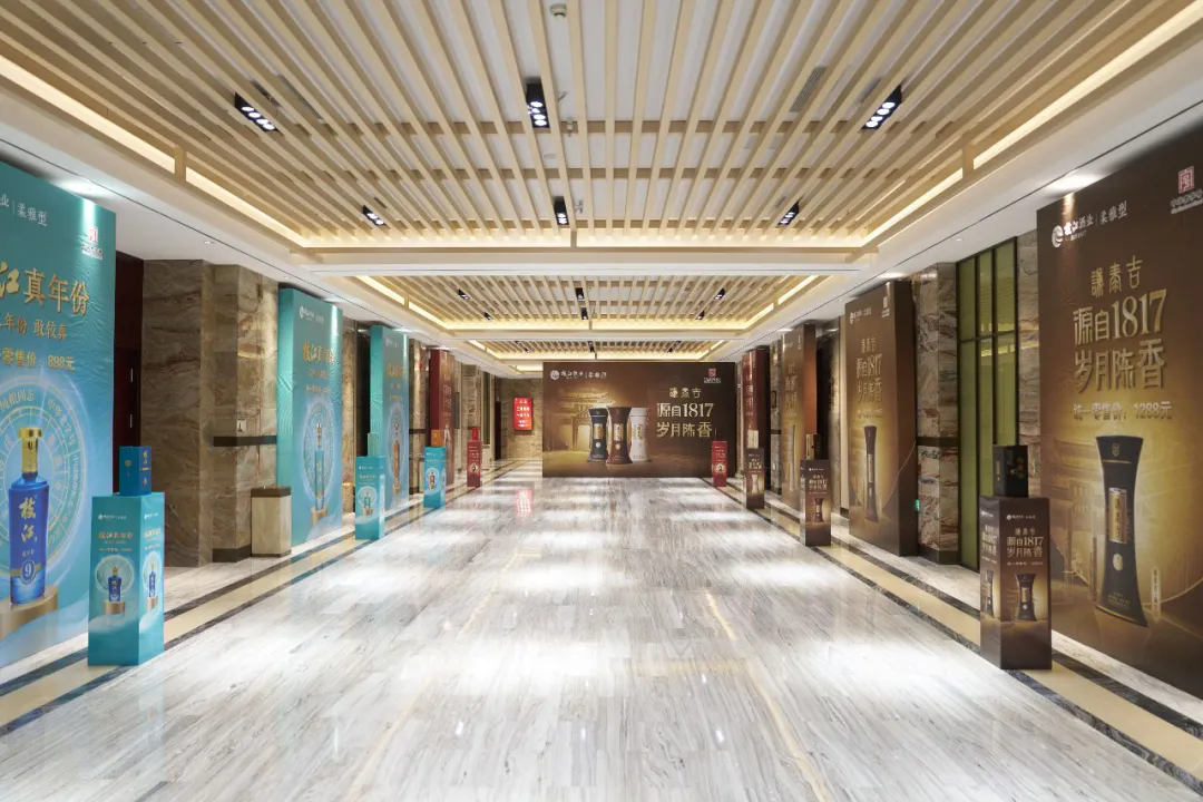 640 (2).webp (2).png 640 (2).webp (2).png